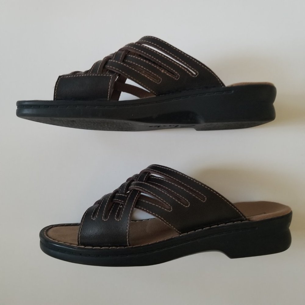 Clarks Brown Leather Criss Cross Strappy Wedge Sandals (size 7) - Picture 4 of 7